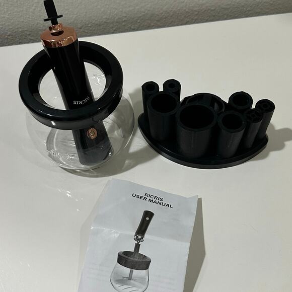 Ricris Electric Makeup Brush Cleaner & Dryer Machine - Picture 1 of 8
